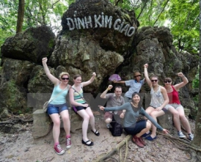 Ha Noi - Cat Ba Island Tour 2 Days 1 Night