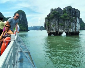 HaLong Bay Tour 1 Day