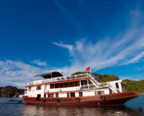 Halong Bay Tour on Sunlight Cruise 2 Days 1 Night