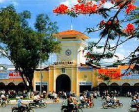 TOUR THAM QUAN DINH THỐNG NHẤT, NHÀ THỜ ĐỨC BÀ, BƯU ĐIỆN THÀNH PHỐ, BẢO TÀNG CHỨNG TÍCH CHIẾN TRANH