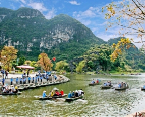 Hoa Lu Citadel - Trang An Ecological Area 1 Day Tour