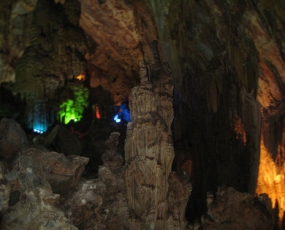 Hue - Phong Nha Cave 1 Day Tour