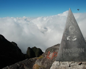 Mount Fansipan Trekking Tour 4 Days 3 Nights